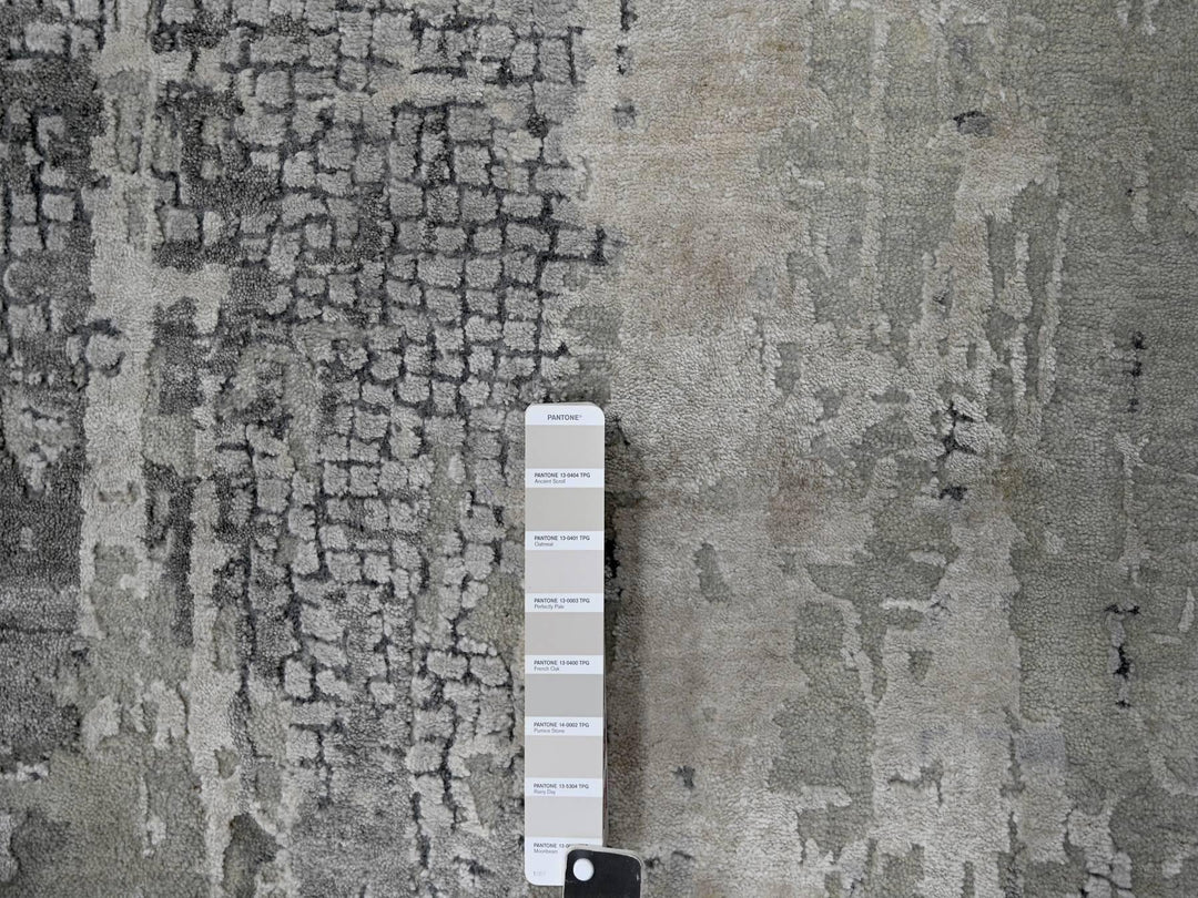 10'0" x 13'10" New Hand Knotted Grey Wool & Silk Rectangle Oriental Rug - MOA10210009