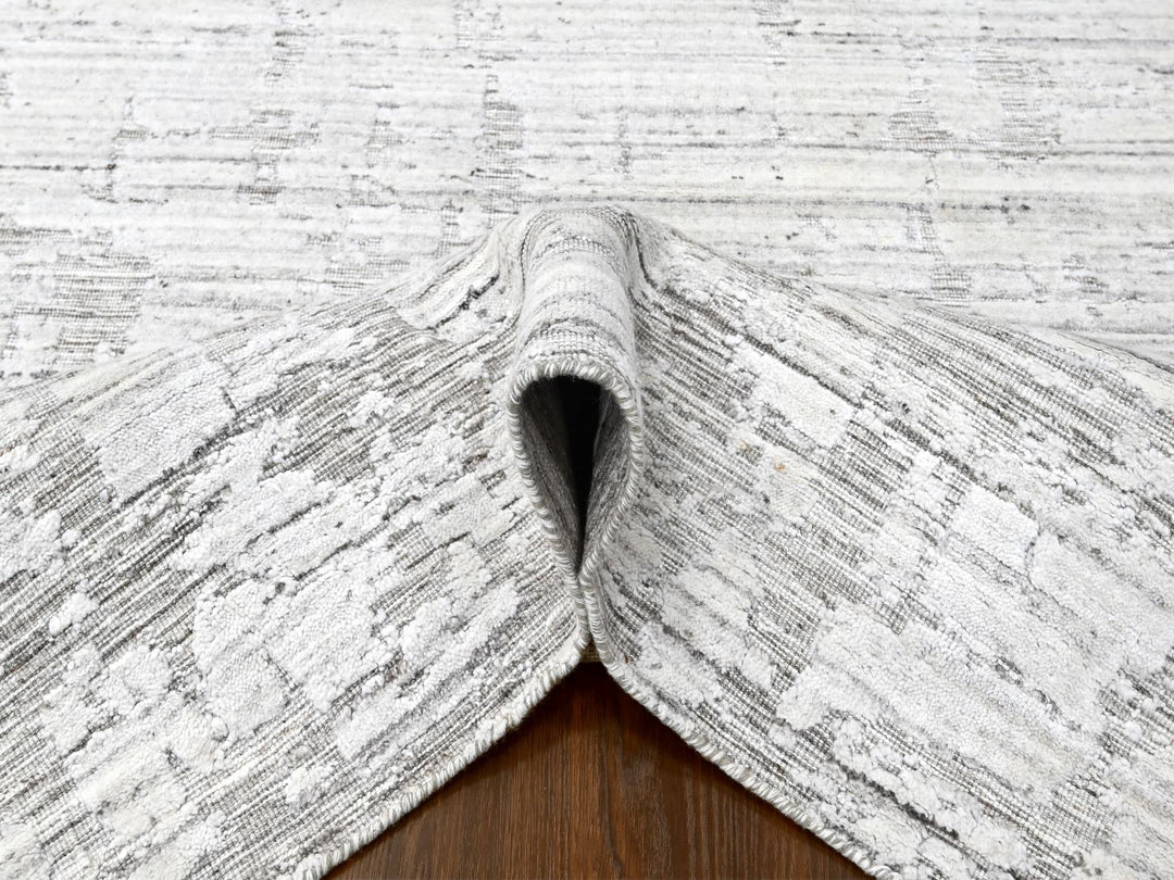 7'11" x 10'0" New Hand Loomed Ivory Wool & Silk Rectangle Oriental Rug - MOA10210270