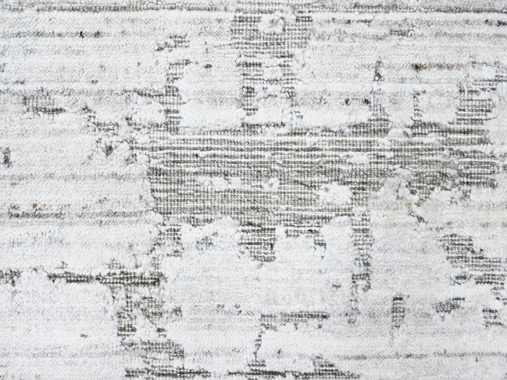 7'11" x 10'0" New Hand Loomed Ivory Wool & Silk Rectangle Oriental Rug - MOA10210270