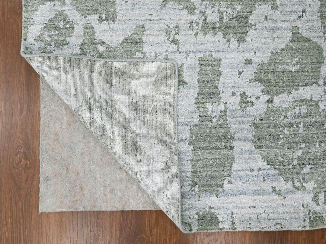 6'7" x 9'6" New Hand Loomed Green Wool & Silk Rectangle Oriental Rug - MOA10210282