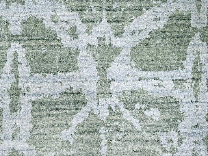 5'5" x 7'5" New Hand Loomed Green Wool & Silk Rectangle Oriental Rug - MOA10210283