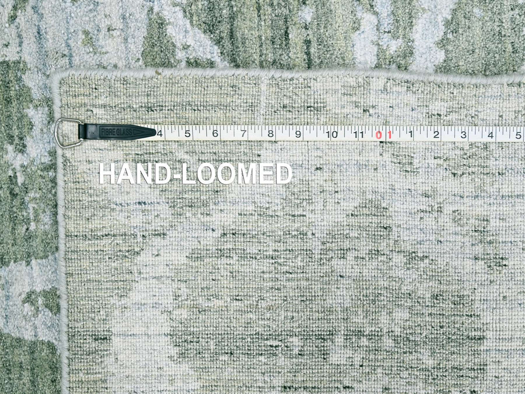 5'5" x 7'5" New Hand Loomed Green Wool & Silk Rectangle Oriental Rug - MOA10210283