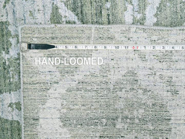 5'5" x 7'5" New Hand Loomed Green Wool & Silk Rectangle Oriental Rug - MOA10210283