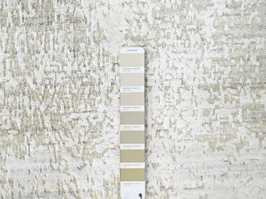 4'1" x 5'10" New Hand Loomed Grey Wool & Silk Rectangle Oriental Rug - MOA10210284