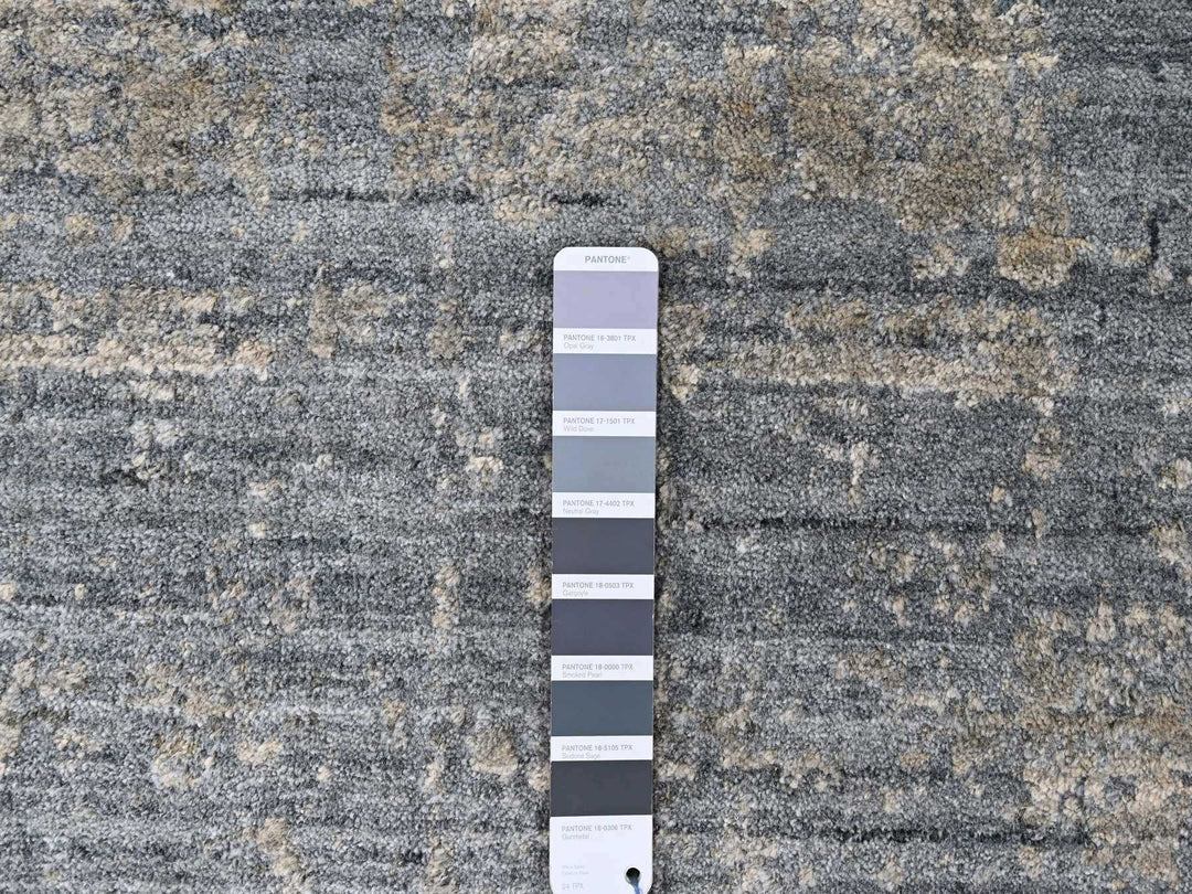 8'0" x 9'11" New Hand Loomed Grey Wool & Silk Rectangle Oriental Rug - MOA10210286