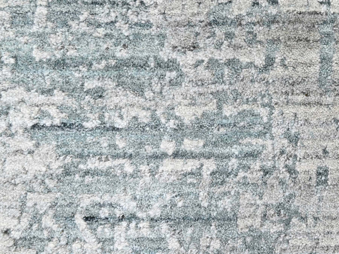 8'3" x 9'11" New Hand Loomed Grey Wool & Silk Rectangle Oriental Rug - MOA10210287