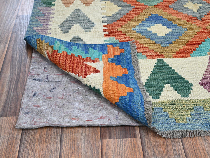 4'1" x 5'9" New Hand Woven Multicolored Wool Rectangle Oriental Rug - MOA1021197