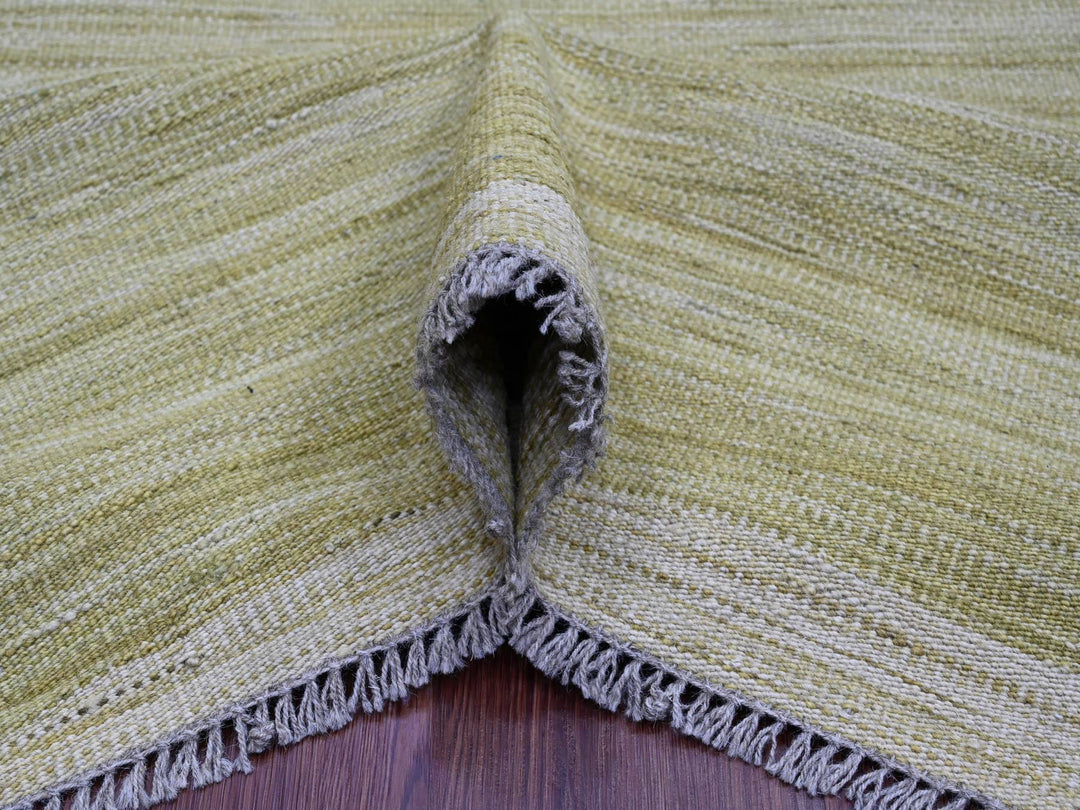 8'8" x 12'0" New Hand Woven Green Wool Rectangle Oriental Rug - MOA10220097