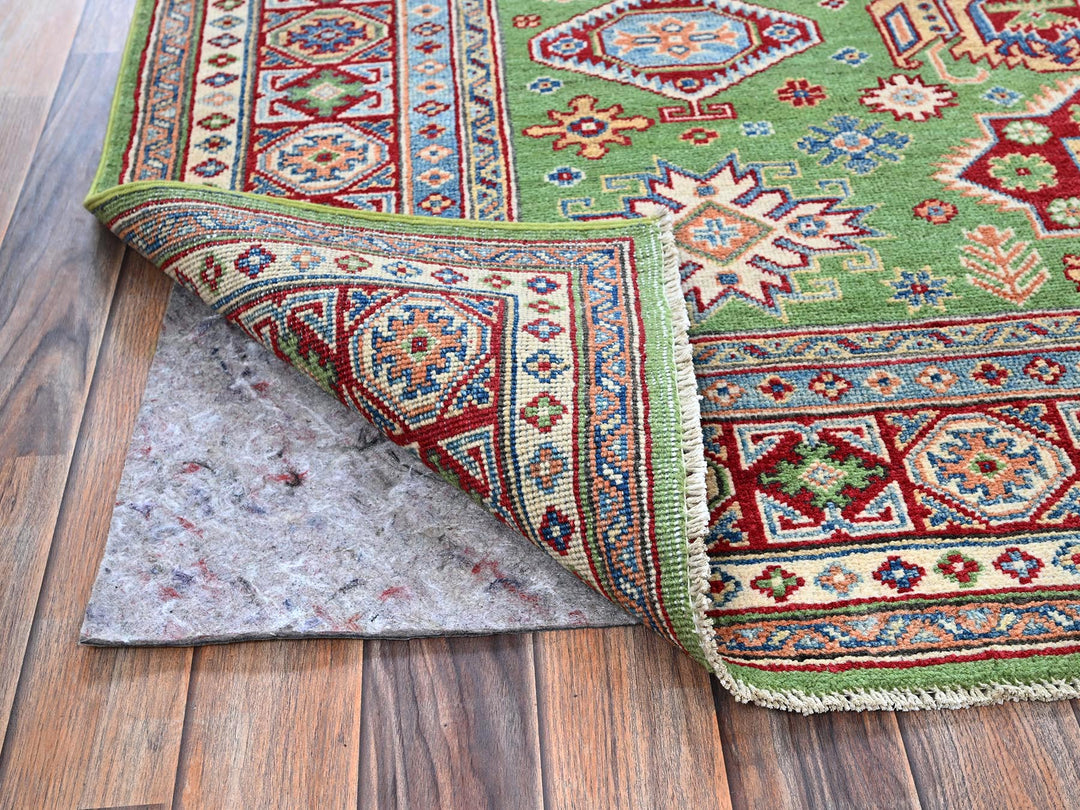 5'4" x 6'8" New Hand Knotted Green Wool Rectangle Oriental Rug - MOA102327