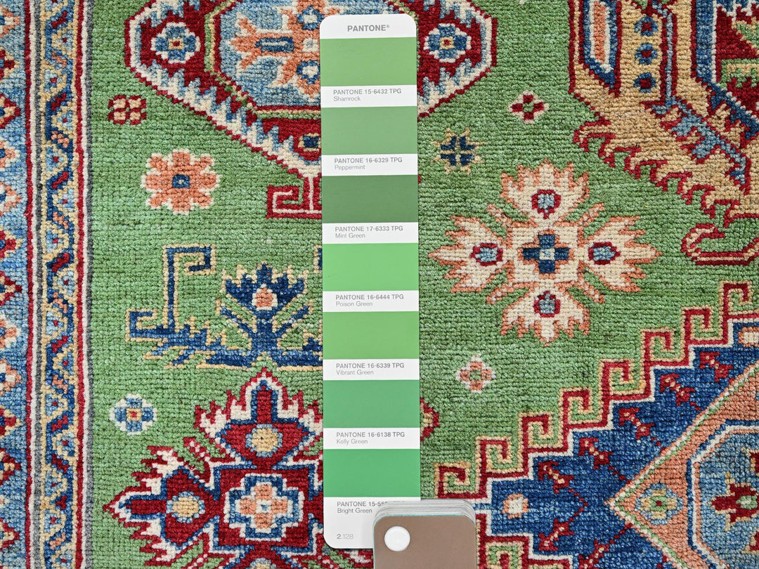 5'4" x 6'8" New Hand Knotted Green Wool Rectangle Oriental Rug - MOA102327