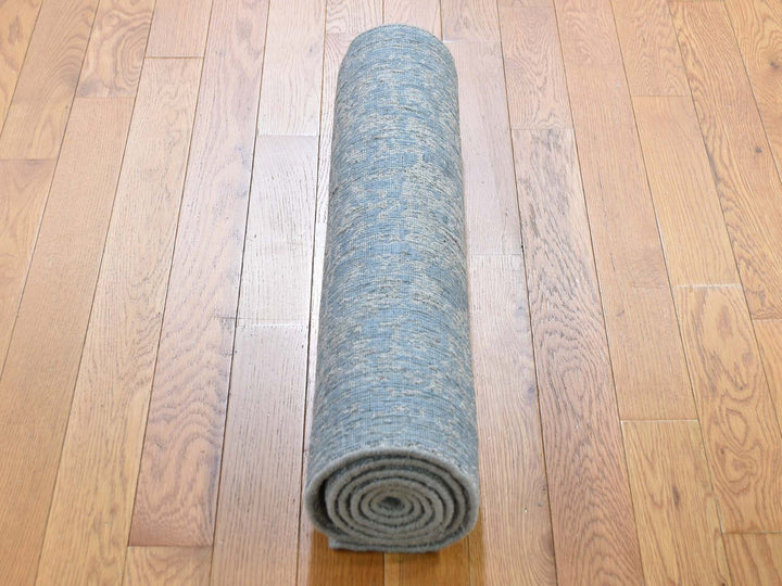 2'5" x 9'10" New Hand Loomed Grey Wool & Silk Runner Oriental Rug - MOA10245569