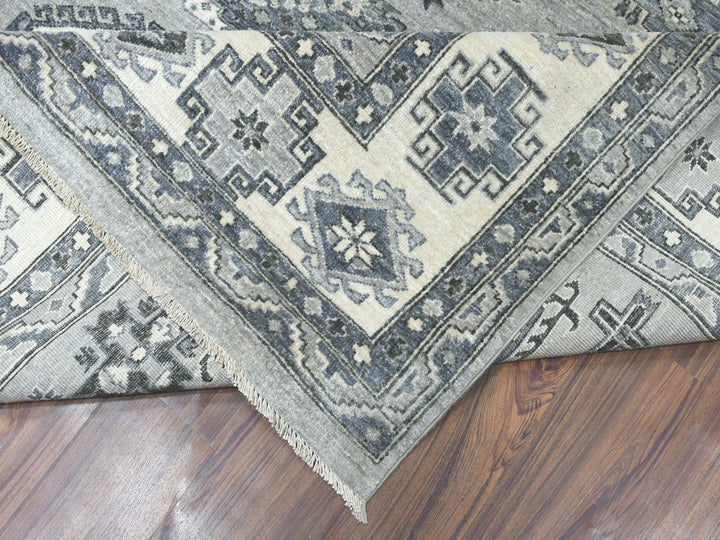 8'0" x 10'0" New Hand Knotted Grey Wool Rectangle Oriental Rug - MOA10251220