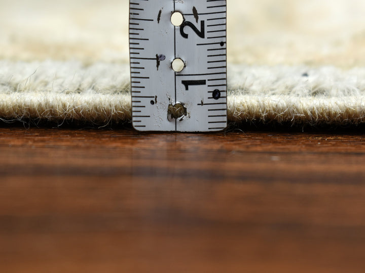 2'7" x 9'9" New Hand Knotted Grey Wool Runner Oriental Rug - MOA10251642