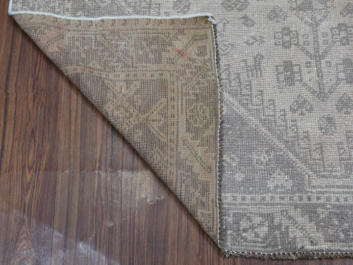 5'1" x 7'4" New Hand Knotted Grey Worn Wool Rectangle Oriental Rug - MOA10254060