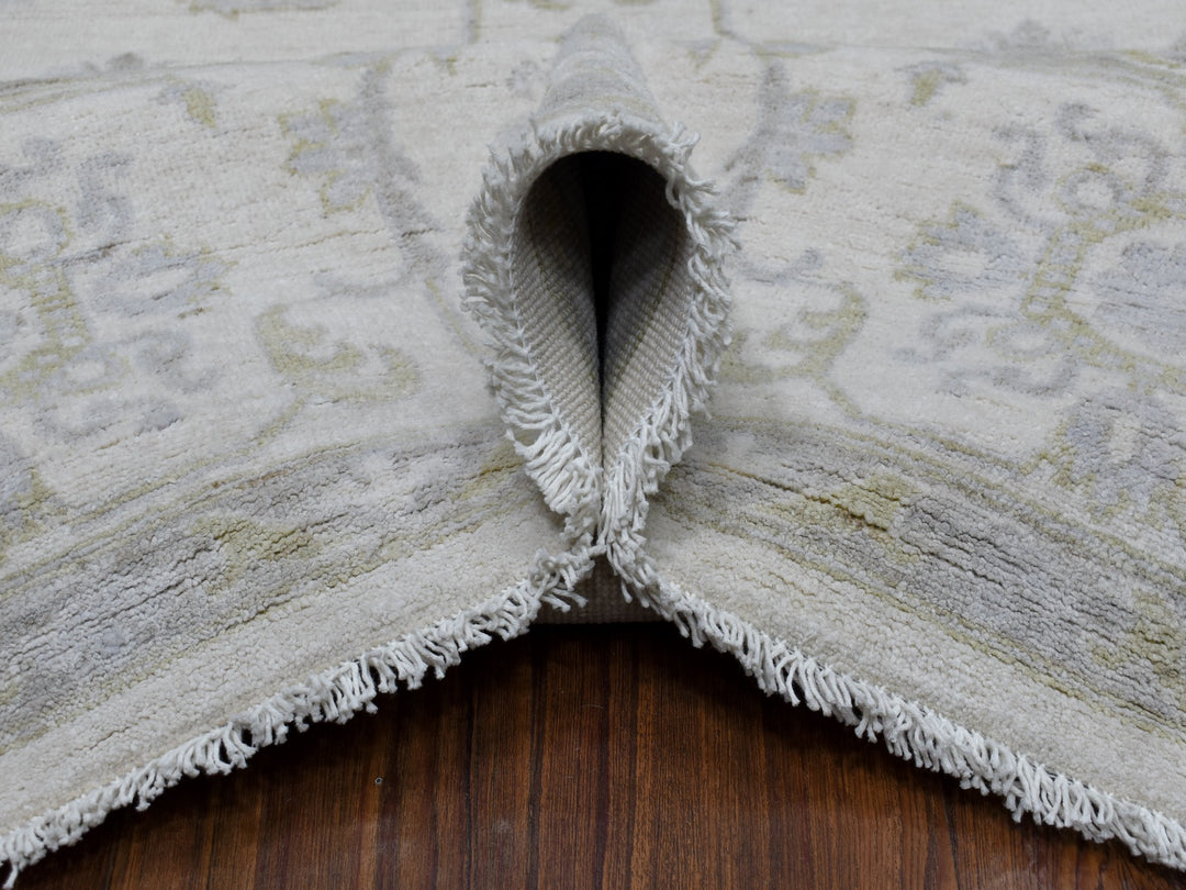 8'5" x 9'7" New Hand Knotted Ivory Wool Rectangle Oriental Rug - MOA10254389