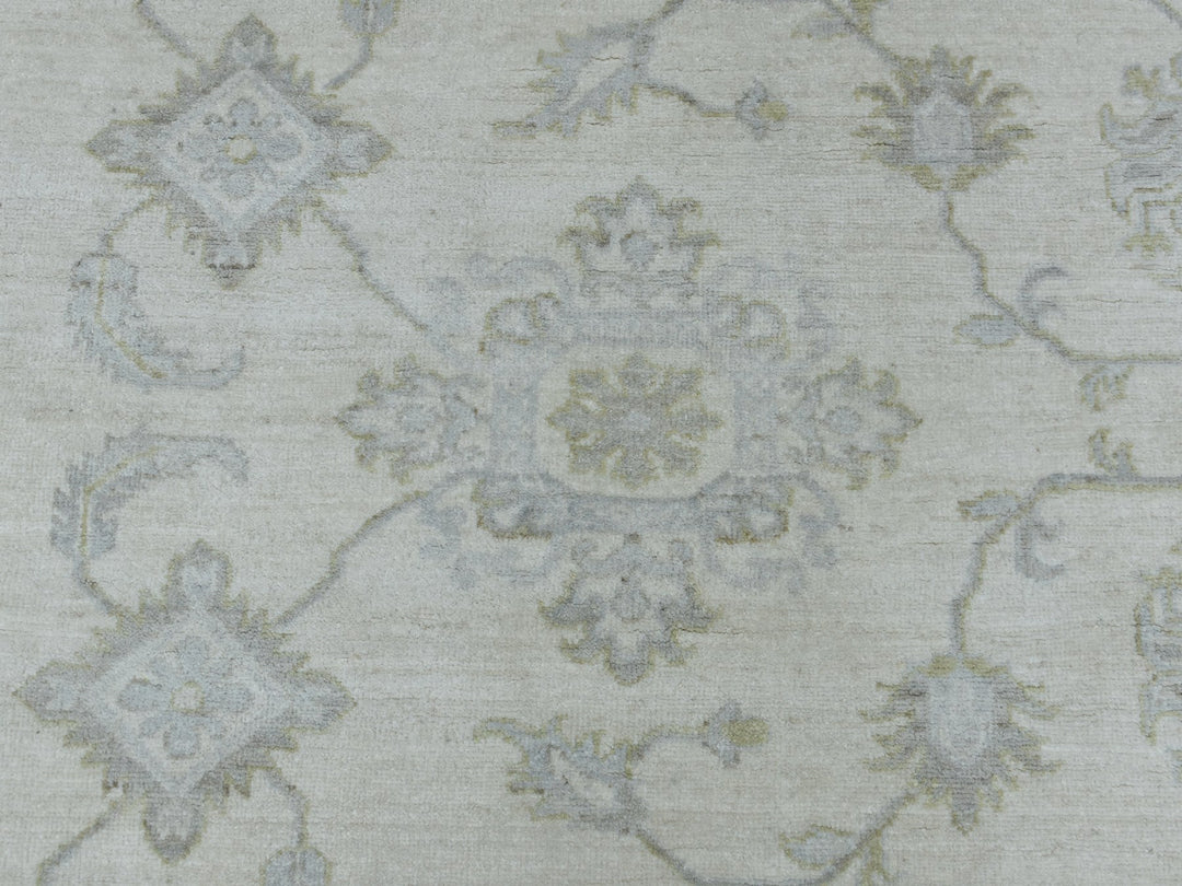 8'5" x 9'7" New Hand Knotted Ivory Wool Rectangle Oriental Rug - MOA10254389