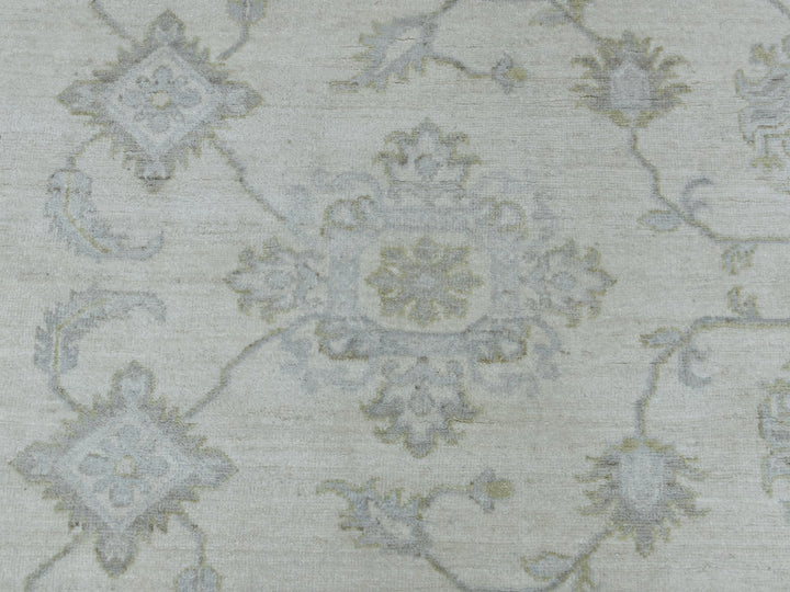 8'5" x 9'7" New Hand Knotted Ivory Wool Rectangle Oriental Rug - MOA10254389