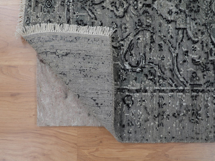 2'10" x 8'0" New Hand Knotted Grey Wool & Silk Runner Oriental Rug - MOA10258022