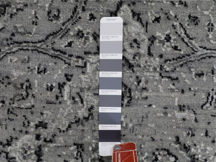 2'10" x 8'0" New Hand Knotted Grey Wool & Silk Runner Oriental Rug - MOA10258022