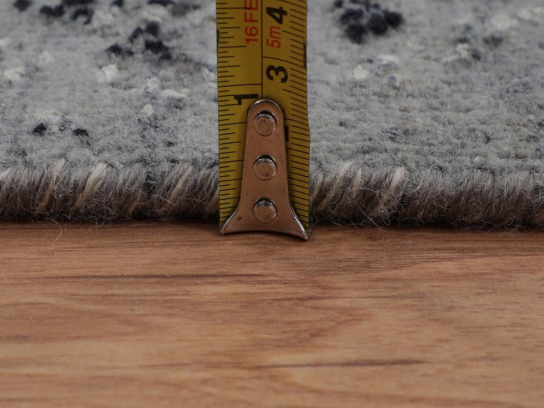 2'10" x 8'0" New Hand Knotted Grey Wool & Silk Runner Oriental Rug - MOA10258022