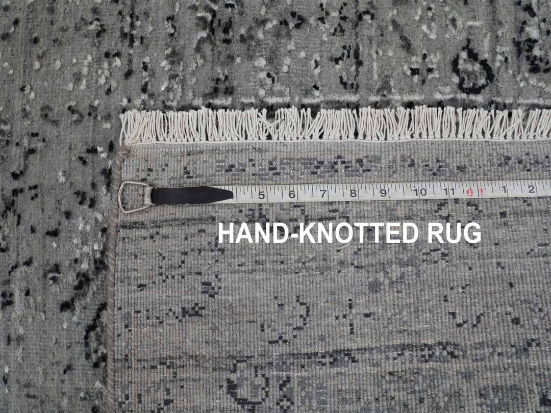 2'10" x 8'0" New Hand Knotted Grey Wool & Silk Runner Oriental Rug - MOA10258022