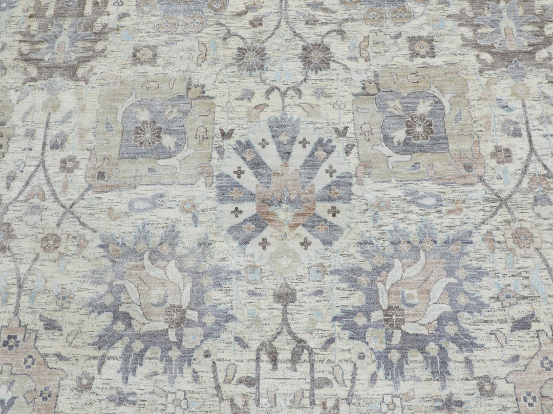 10'0" x 10'0" New Hand Knotted Ivory Wool & Silk Round Oriental Rug - MOA10258165