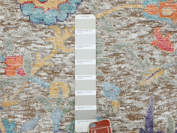 8'10" x 8'10" New Hand Knotted Beige Wool & Silk Round Oriental Rug - MOA10258172