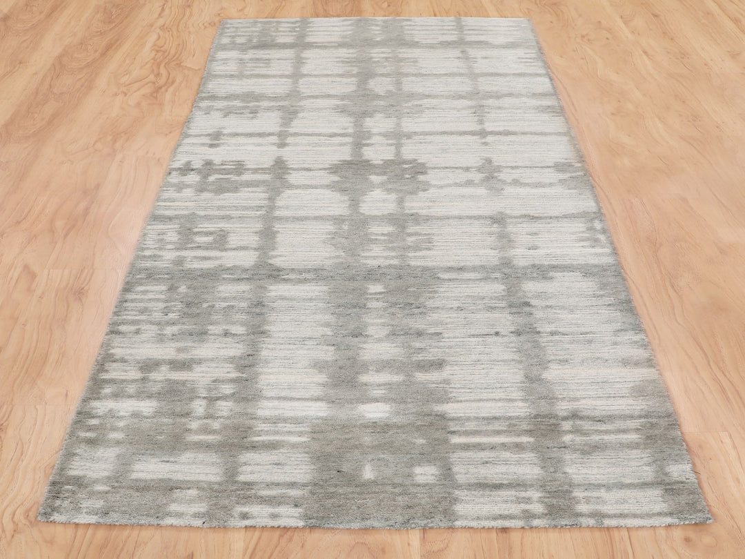 2'6" x 8'0" New Hand Knotted Grey Wool Runner Oriental Rug - MOA10258230