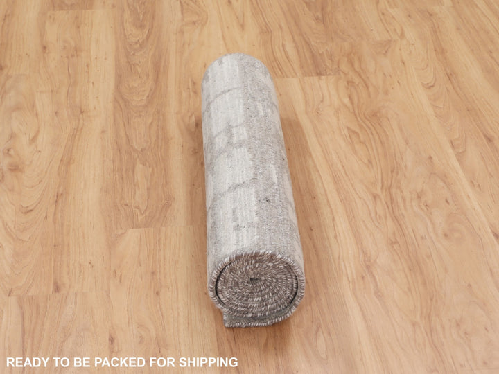 2'6" x 8'0" New Hand Knotted Grey Wool Runner Oriental Rug - MOA10258230