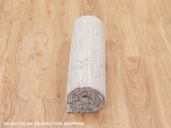 2'6" x 8'0" New Hand Knotted Ivory Wool Runner Oriental Rug - MOA10258233