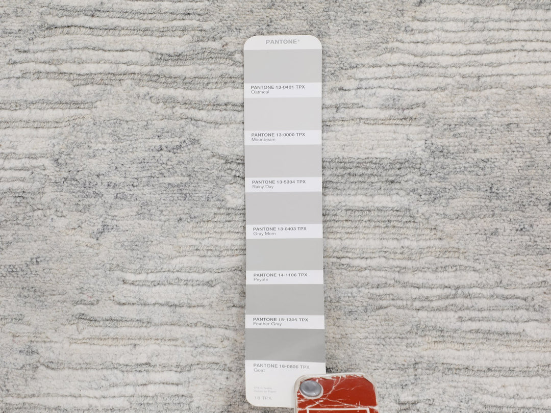 6'0" x 6'0" New Hand Knotted Ivory Wool Round Oriental Rug - MOA10258238