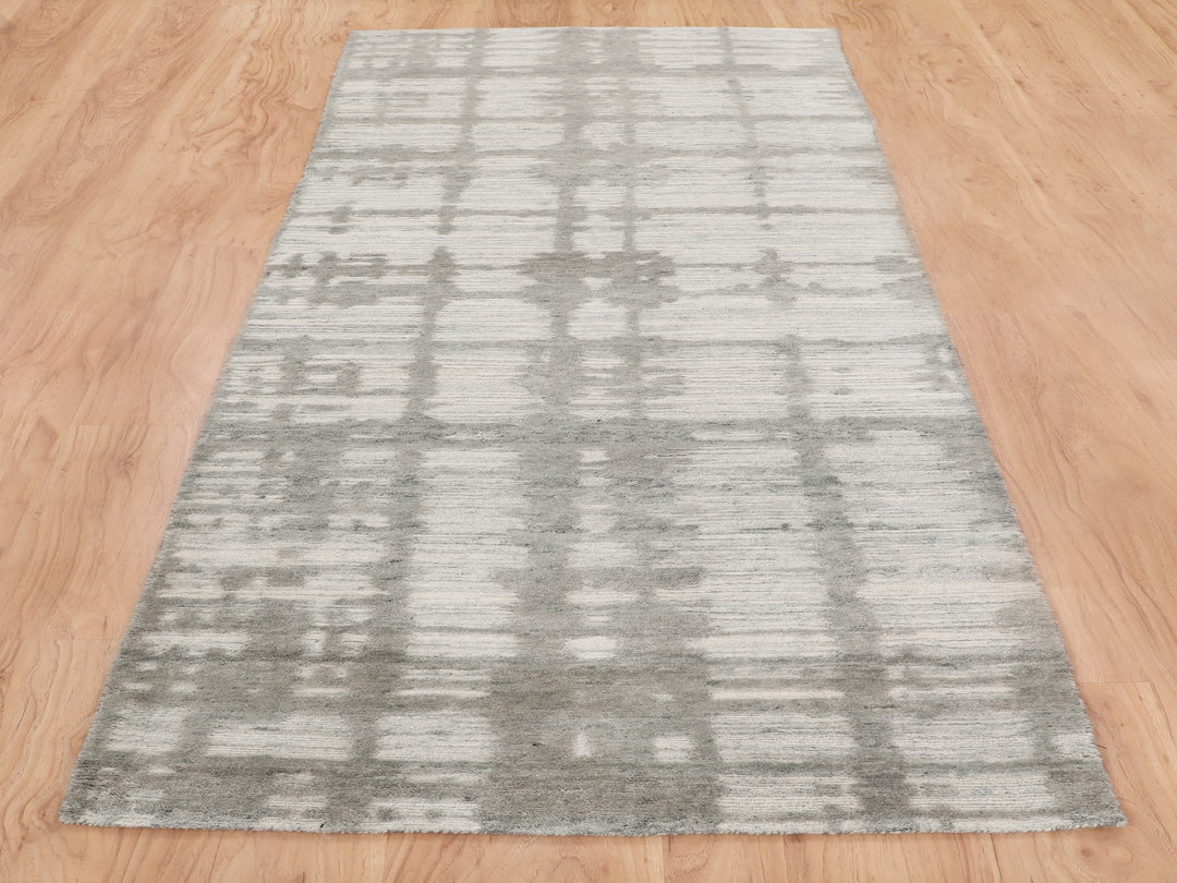 2'6" x 8'0" New Hand Knotted Grey Wool Runner Oriental Rug - MOA10258244