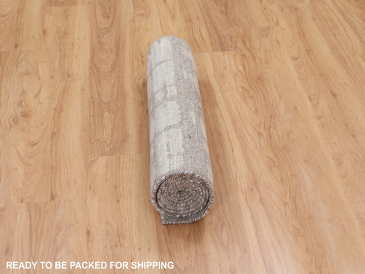 2'6" x 8'0" New Hand Knotted Grey Wool Runner Oriental Rug - MOA10258244