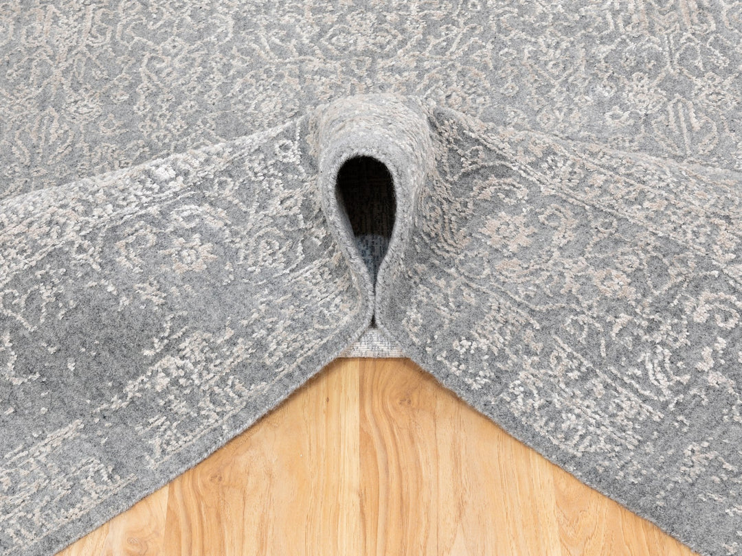 5'10" x 9'1" New Hand Loomed Grey Wool & Art Silk Rectangle Oriental Rug - MOA10258409