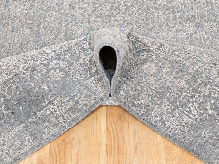 5'10" x 9'1" New Hand Loomed Grey Wool & Art Silk Rectangle Oriental Rug - MOA10258409