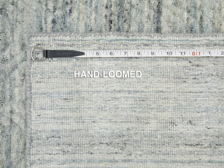 2'6" x 7'10" New Hand Loomed Green Wool Runner Oriental Rug - MOA10258422