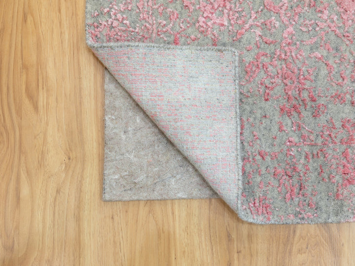 2'6" x 9'10" New Hand Loomed Pink Wool & Art Silk Runner Oriental Rug - MOA10258598