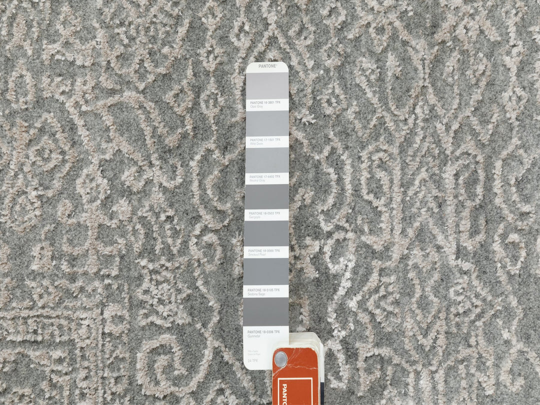 8'0" x 8'0" New Hand Loomed Grey Wool & Art Silk Round Oriental Rug - MOA10258601