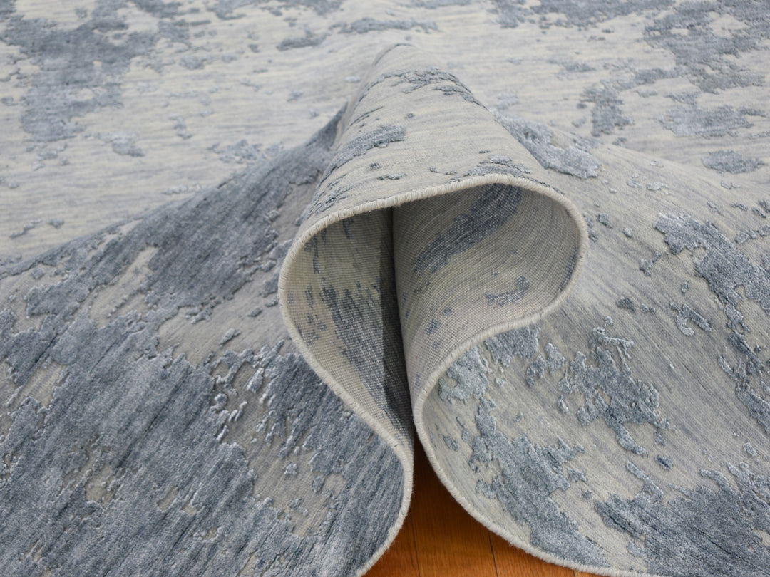 7'10" x 7'10" New Hand Knotted Grey Wool & Silk Round Oriental Rug - MOA10259053