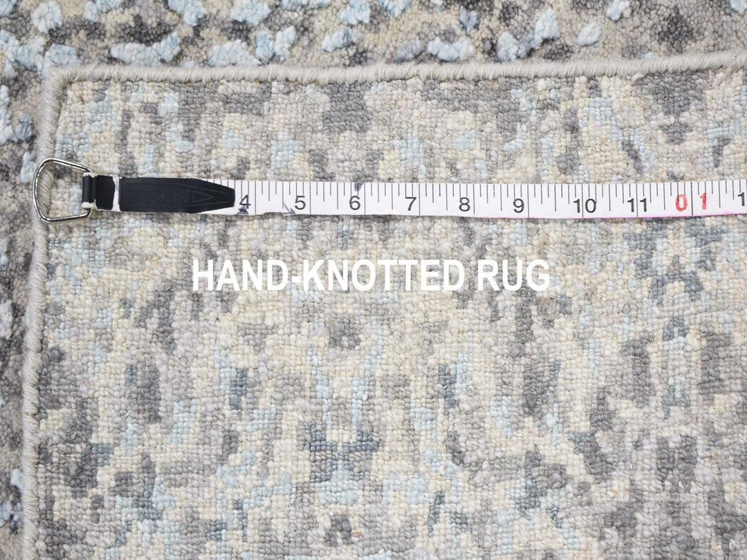 2'0" x 3'0" New Hand Knotted Grey Wool & Silk Rectangle Oriental Rug - MOA10259130