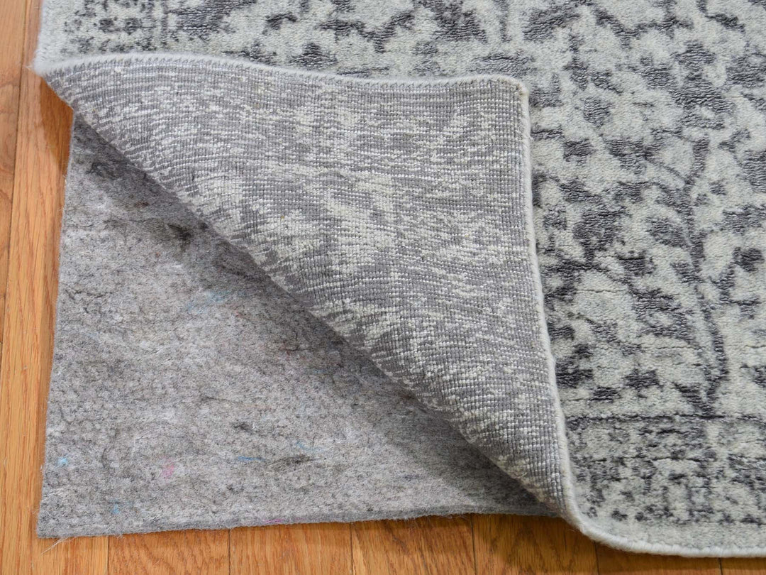 2'5" x 8'0" New Hand Loomed Grey Wool & Silk Runner Oriental Rug - MOA10259569