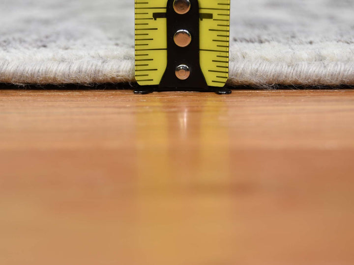 2'5" x 8'0" New Hand Loomed Grey Wool & Silk Runner Oriental Rug - MOA10259569