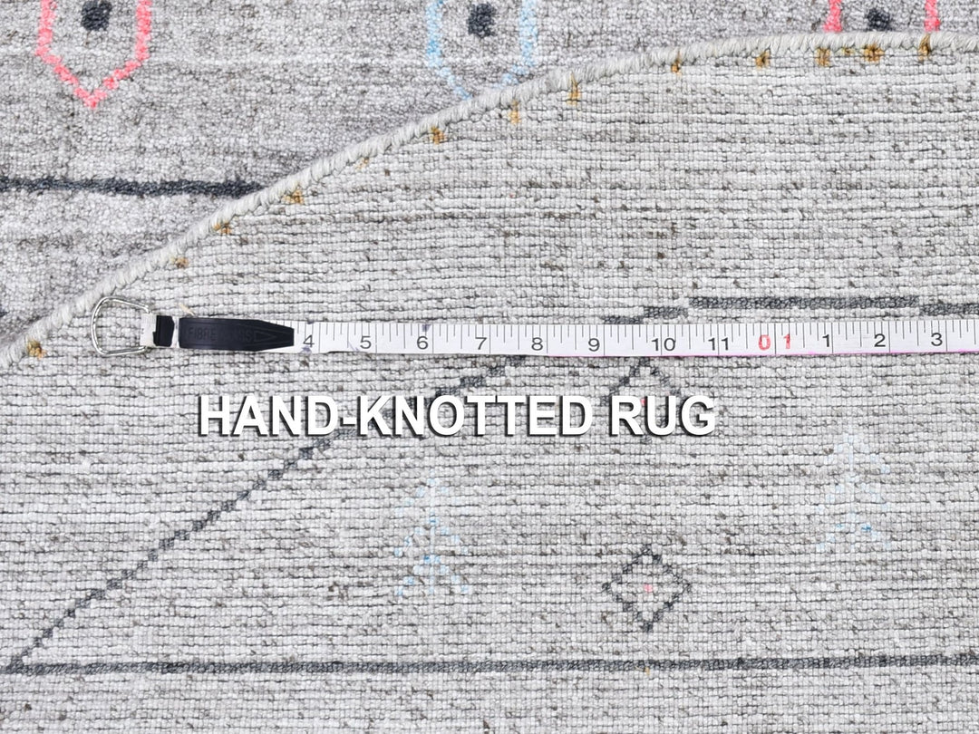 4'1" x 4'1" New Hand Loomed Grey Wool & Silk Round Oriental Rug - MOA10259966