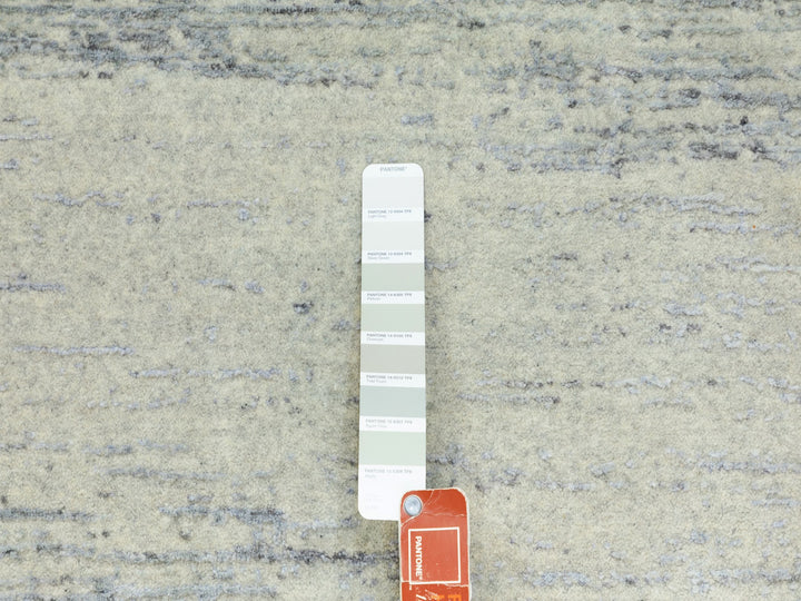 6'1" x 9'0" New Hand Loomed Grey Wool Rectangle Oriental Rug - MOA10262056