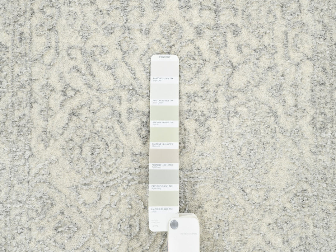 2'6" x 8'0" New Hand Loomed Beige Wool & Silk Runner Oriental Rug - MOA10262846