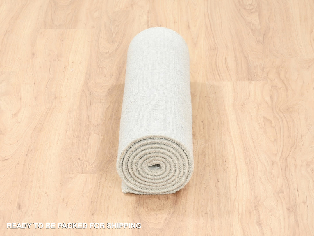 2'6" x 8'0" New Hand Loomed Beige Wool & Silk Runner Oriental Rug - MOA10262846