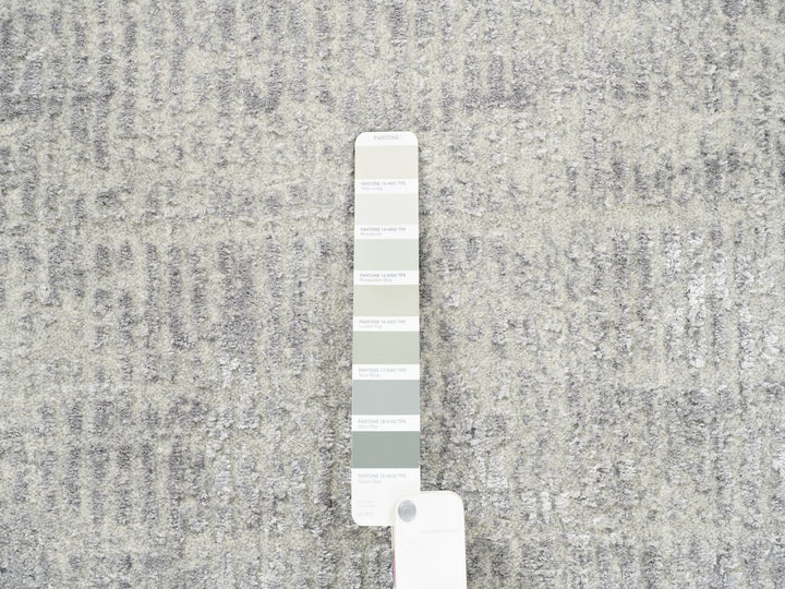 2'6" x 12'1" New Hand Loomed Grey Wool & Art Silk Runner Oriental Rug - MOA10262853