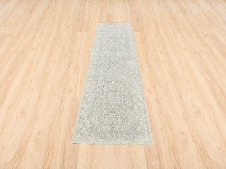 2'6" x 10'1" New Hand Loomed Beige Wool & Art Silk Runner Oriental Rug - MOA10262854