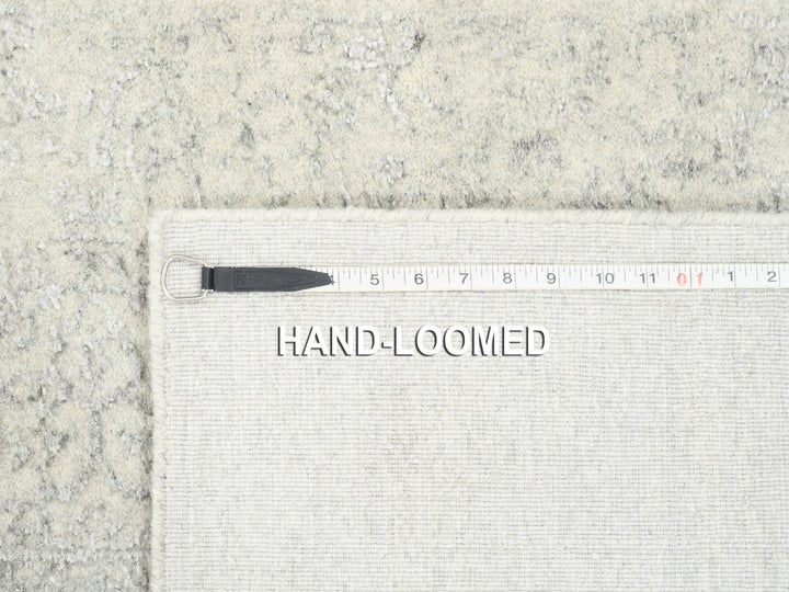 2'6" x 10'1" New Hand Loomed Beige Wool & Art Silk Runner Oriental Rug - MOA10262854