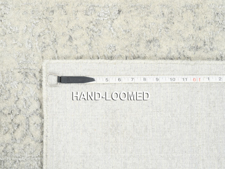 2'6" x 10'1" New Hand Loomed Beige Wool & Silk Runner Oriental Rug - MOA10262856